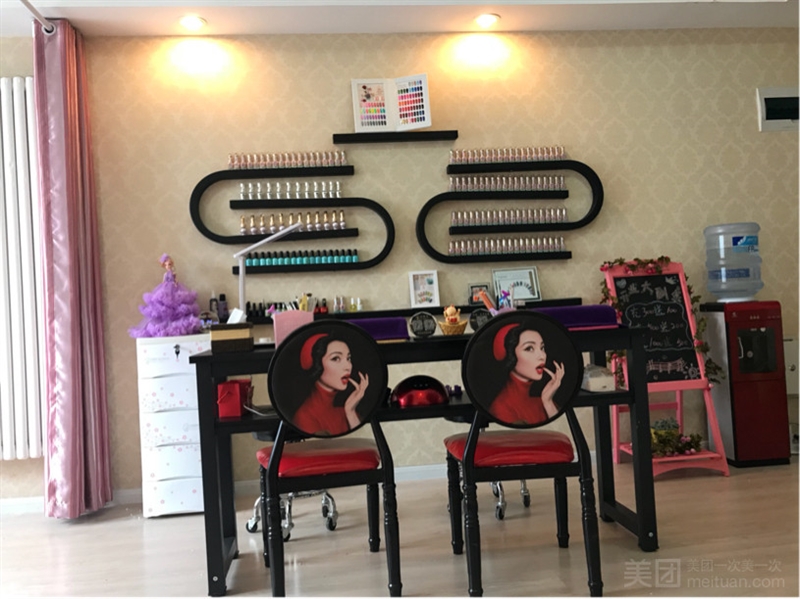漫妮日式美甲美睫沙龙的图标