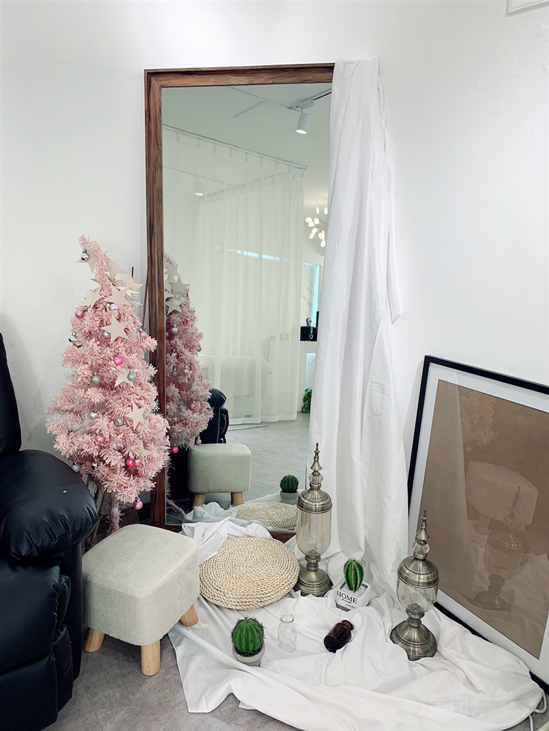Mia Nail日式美甲美睫的图标