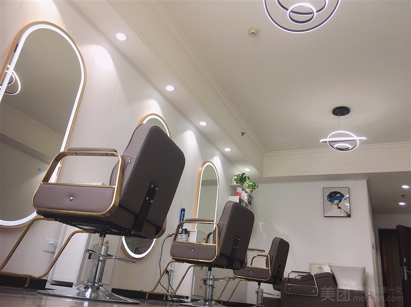 Mia造型工作室的图标