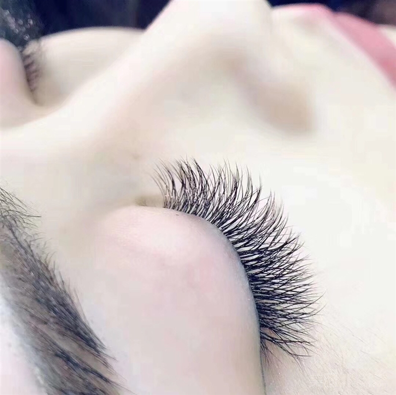金思语美睫纹绣彩妆的图标