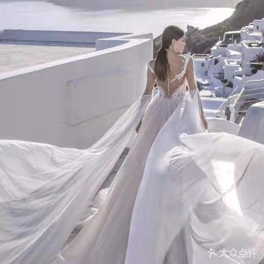 囍爱婚纱礼服的图标