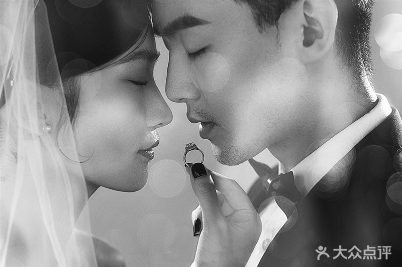 留年映像?婚纱摄影?写真?工作室的图标