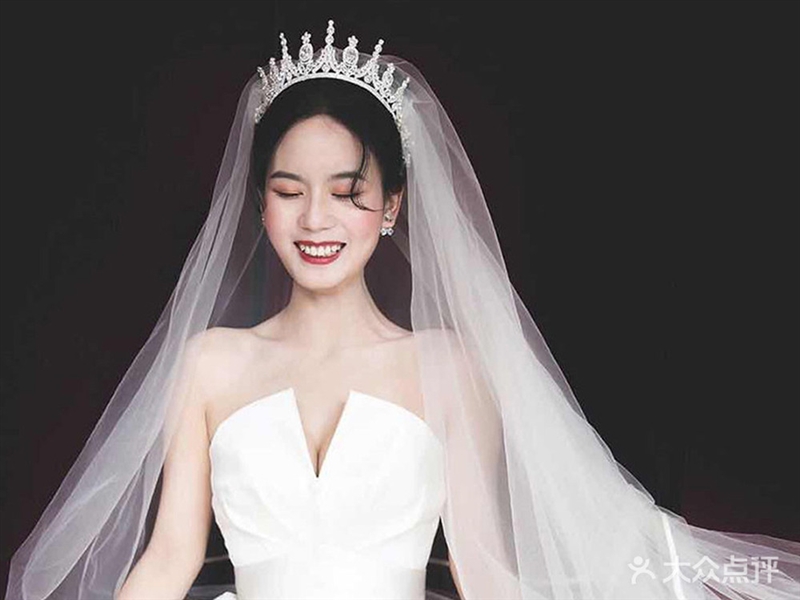 瑞贝卡彩妆定制的图标