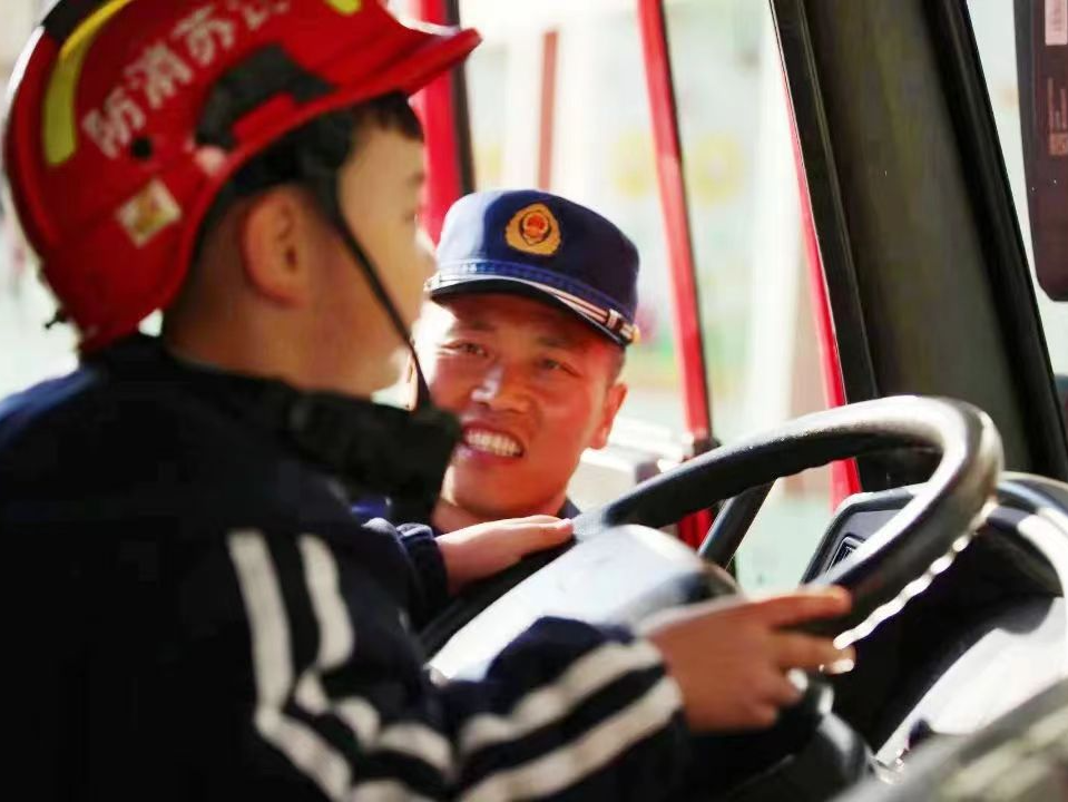 7d523a0fb7260a53669191aa7bf86d2.jpg 图片