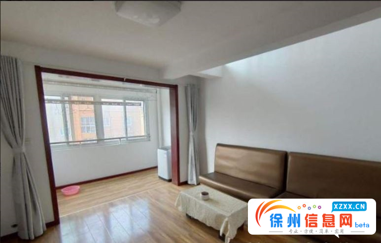 泉城花都A区房屋出售，带车库地势好可当门面