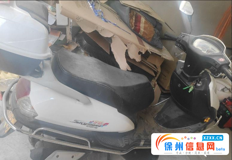 电喷踏板车 