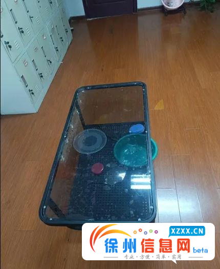 买了一个月几乎全新茶几，个人出售