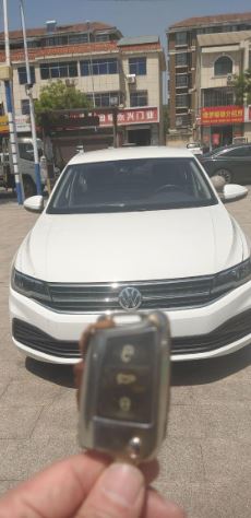 新款大众宝来普拉斯 