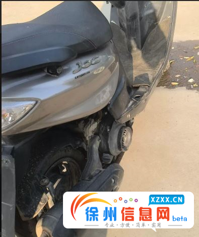 一手踏板摩托车 